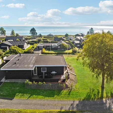 4 Bedroom In Borkop